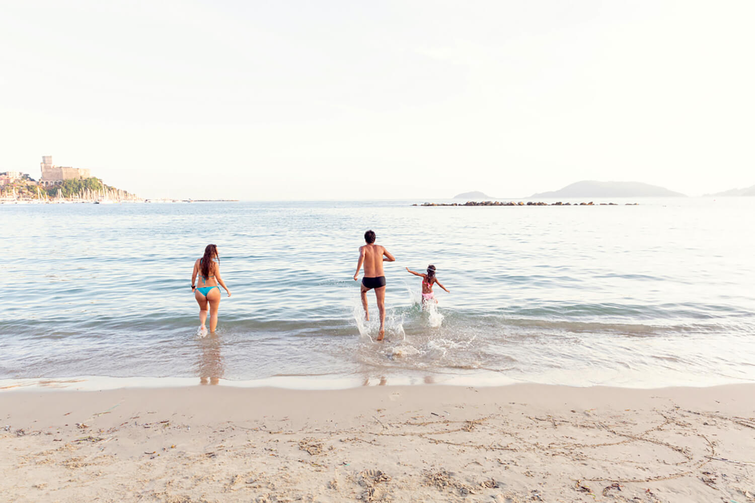 Family at the beach in Lerici, La Spezia